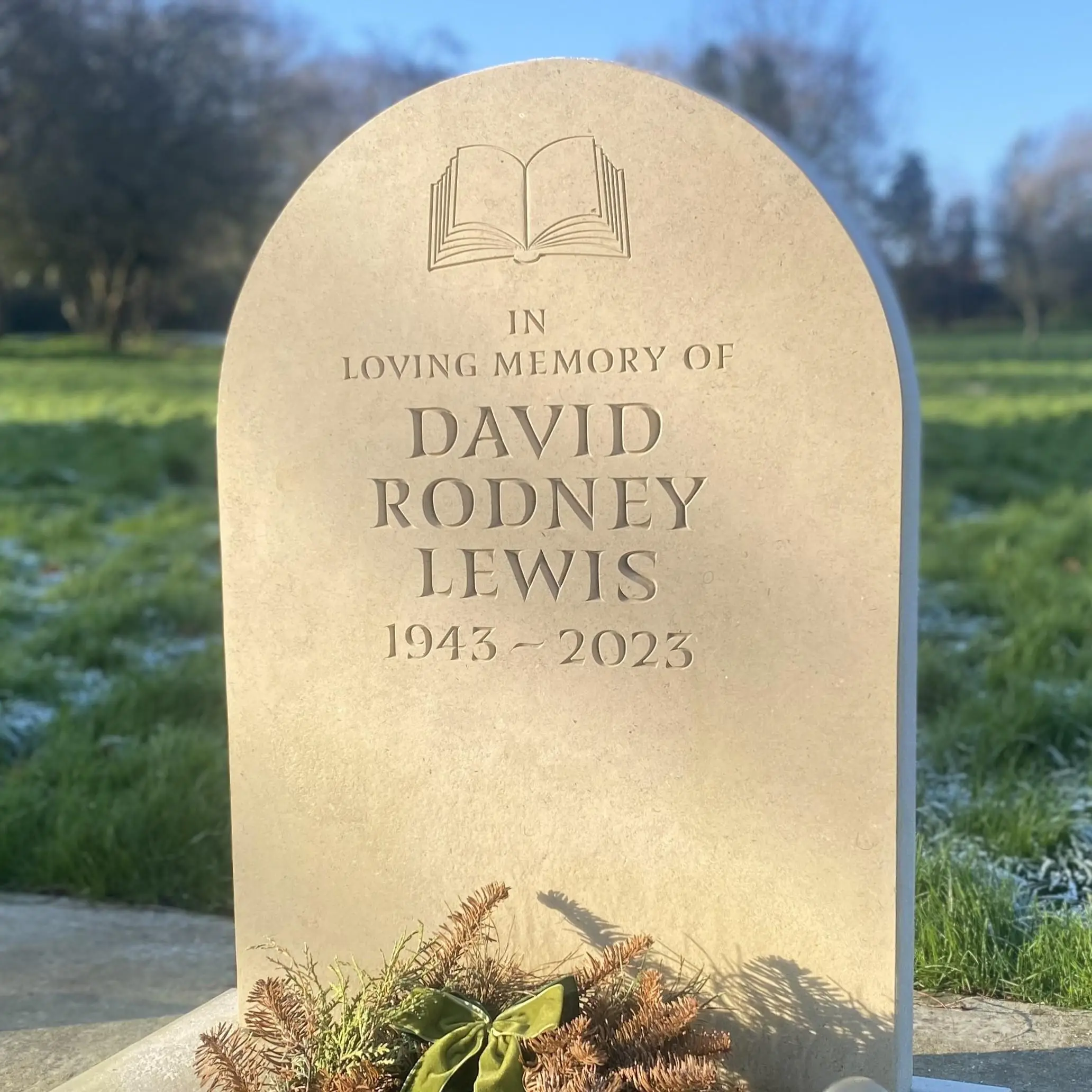 Slate Headstones Gravesend