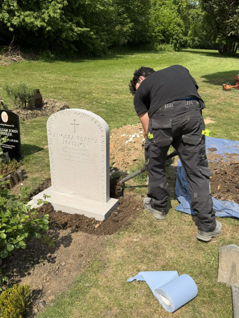 headstone installation